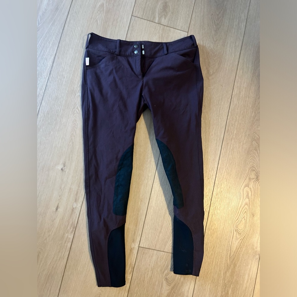 Like New 30R Tailored Sportsman Trophy Hunter breeches boysenberry/black